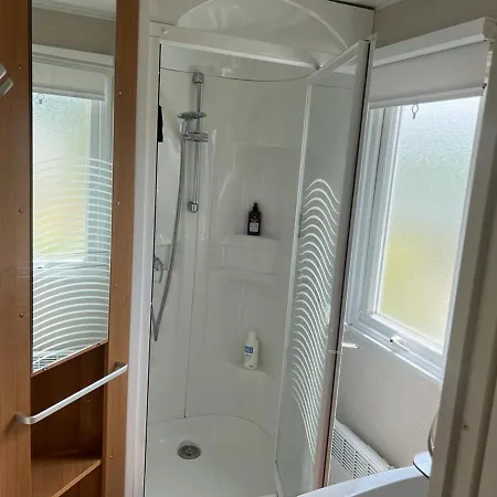 Mobilhome Familial Avec Piscine, Tennis Et Jeux A - Fr-1-712-60